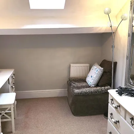 Stylish 2 Bedroom Apartment, Centre + Free Parking Apartment Leeds (West Yorkshire)