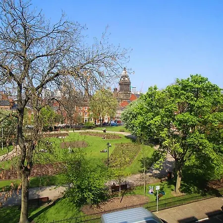 Appartement Stylish 2 Bedroom Apartment, Centre + Free Parking